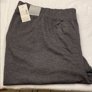 NWT Catherine’s heavyweight knit pull on pants.